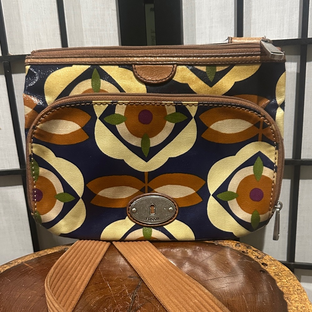 Fossil Women's Floral Pattern Crossbody Bag